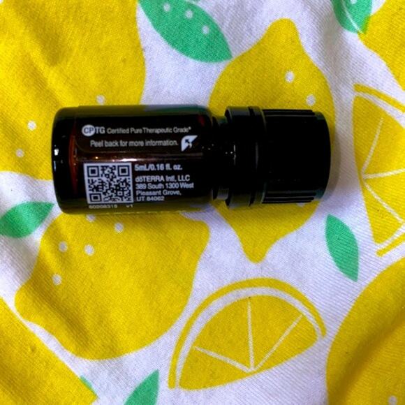 Tea Tree Cleansing Essential Oil 5ml NWT Cleaner Topical - Picture 3 of 4